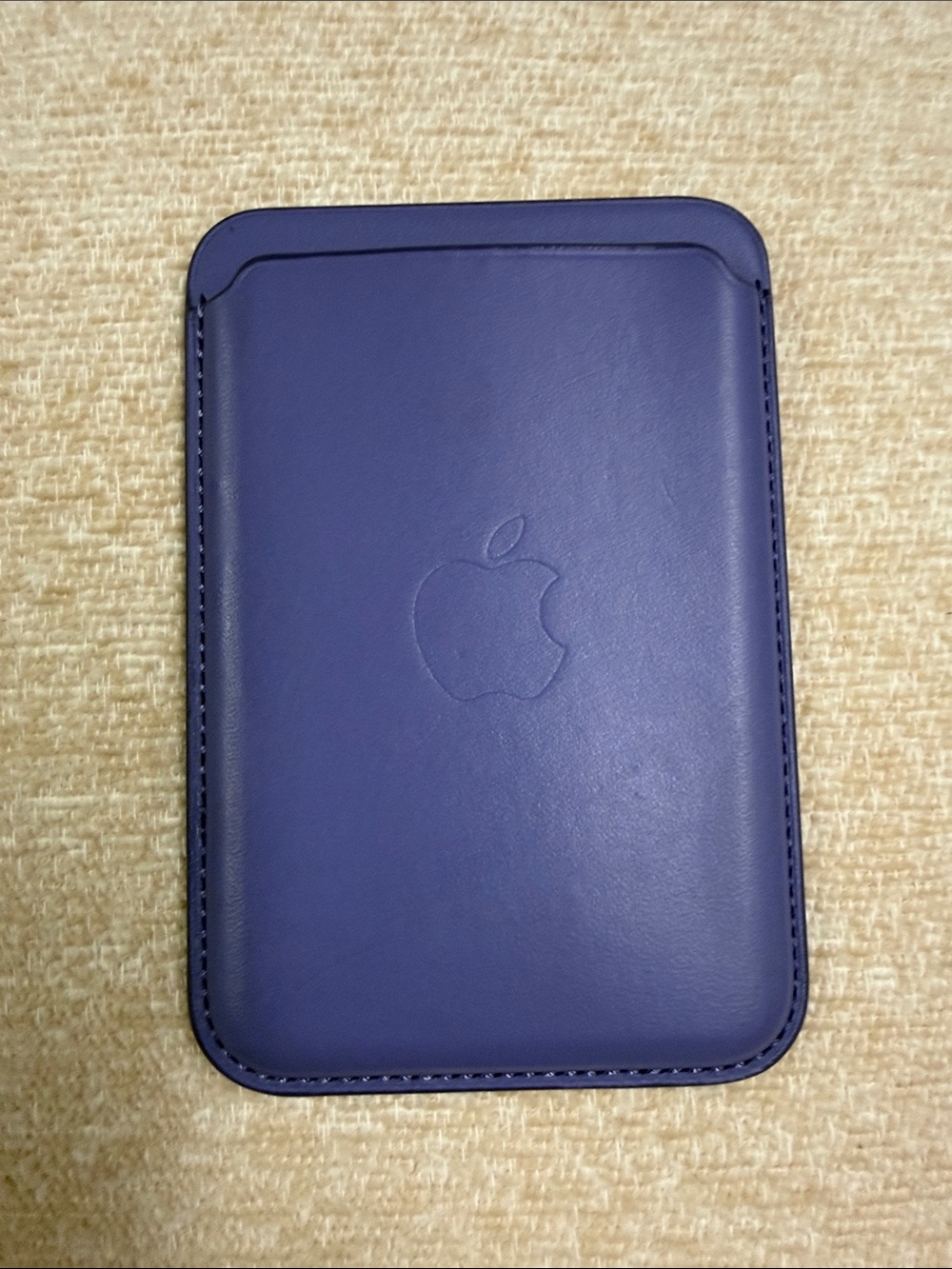 Apple Leather Magnetic Card Wallet - Wisteria